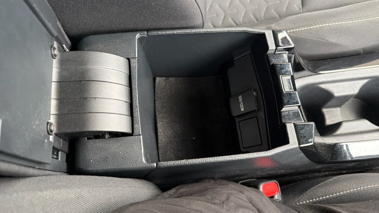 Toyota Corolla 1.8 VVT-i Hybrid Design 5dr CVT Hybrid Hatchback